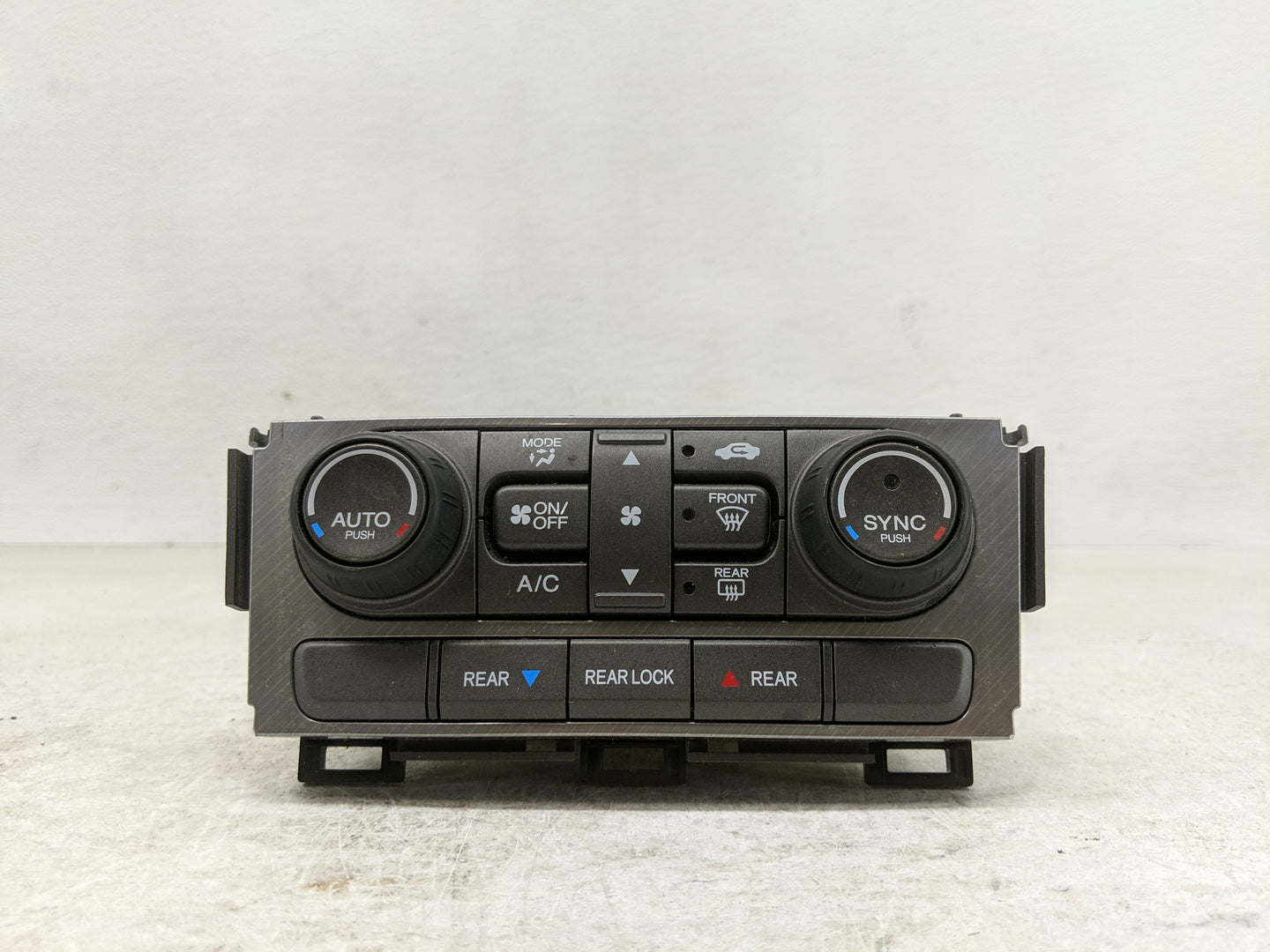 2013-2015 Honda Pilot Climate Control Module Temperature AC/Heater Replacement Fits Fits 2013 2014 2015 OEM Used Auto Parts 