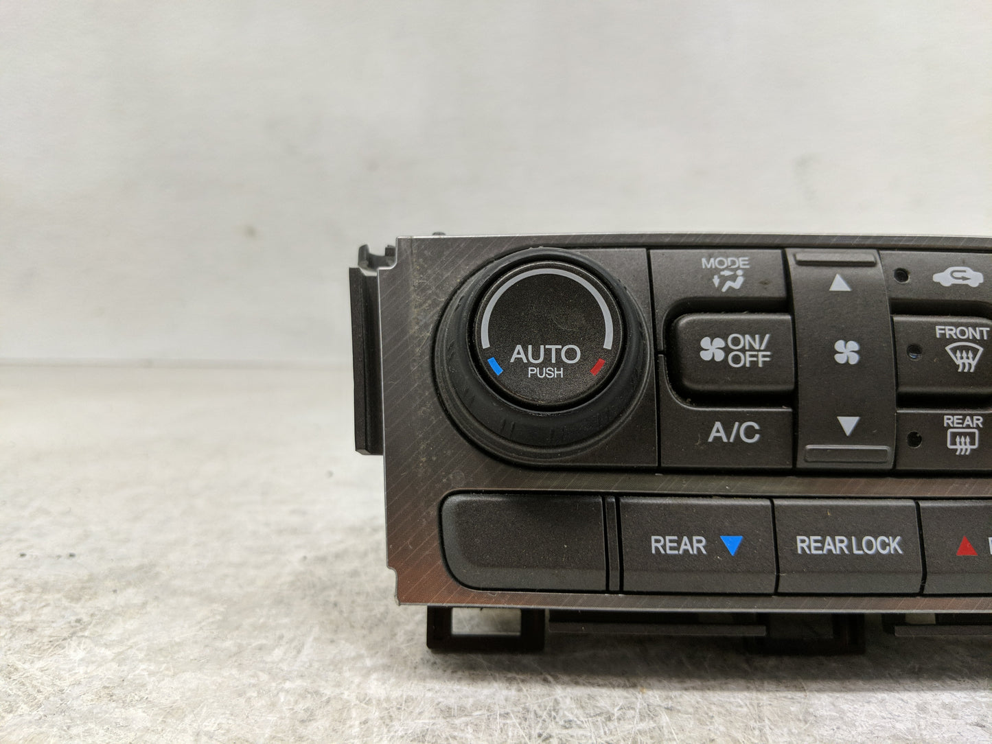 2013-2015 Honda Pilot Climate Control Module Temperature AC/Heater Replacement Fits Fits 2013 2014 2015 OEM Used Auto Parts 