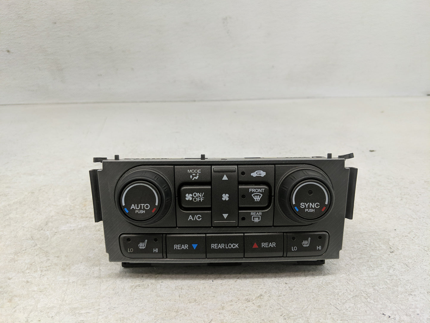 2012-2015 Honda Pilot Climate Control Module Temperature AC/Heater Replacement P/N:31212200910 NH834L Fits OEM Used Auto Par