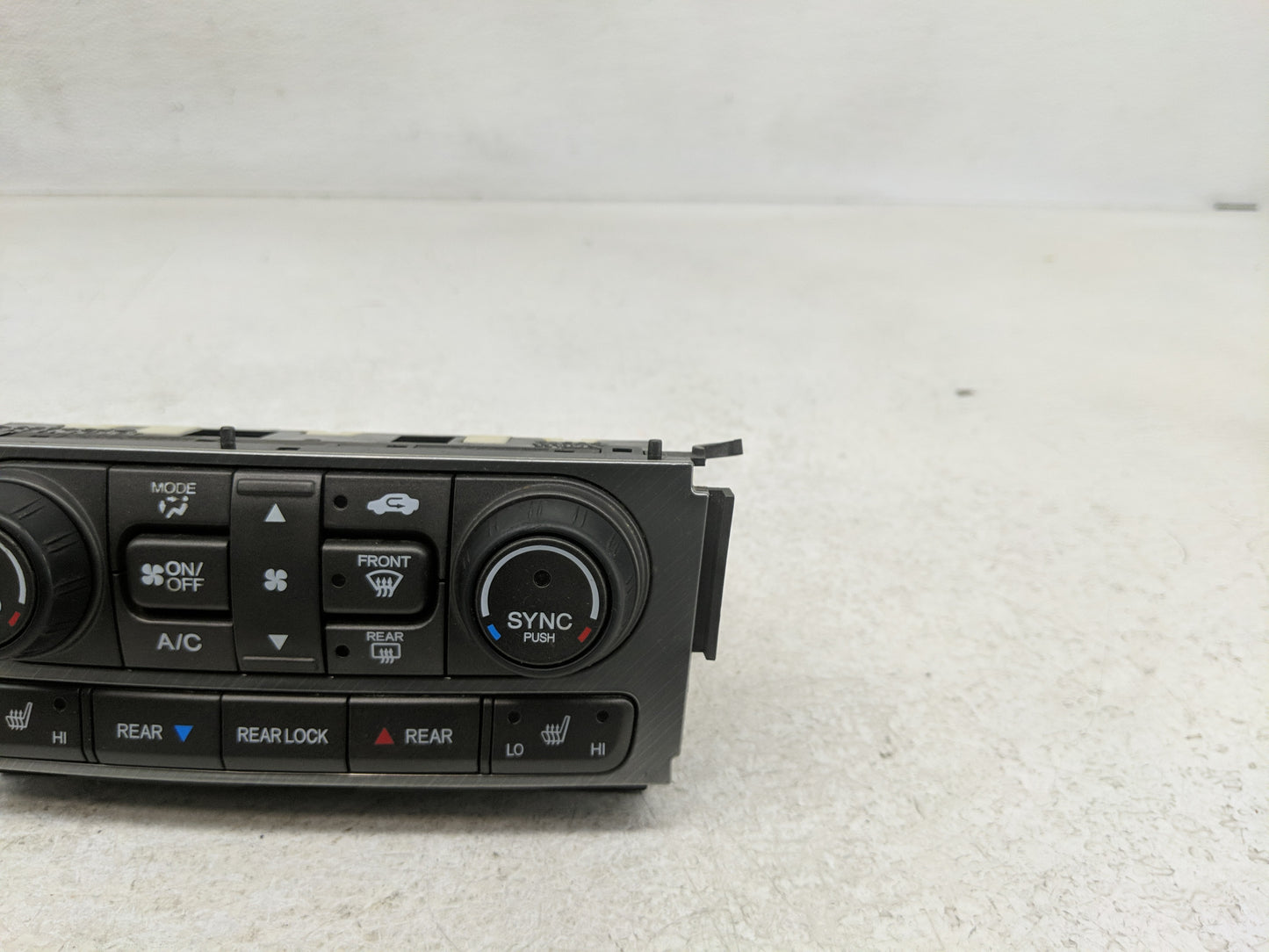 2012-2015 Honda Pilot Climate Control Module Temperature AC/Heater Replacement P/N:31212200910 NH834L Fits OEM Used Auto Par