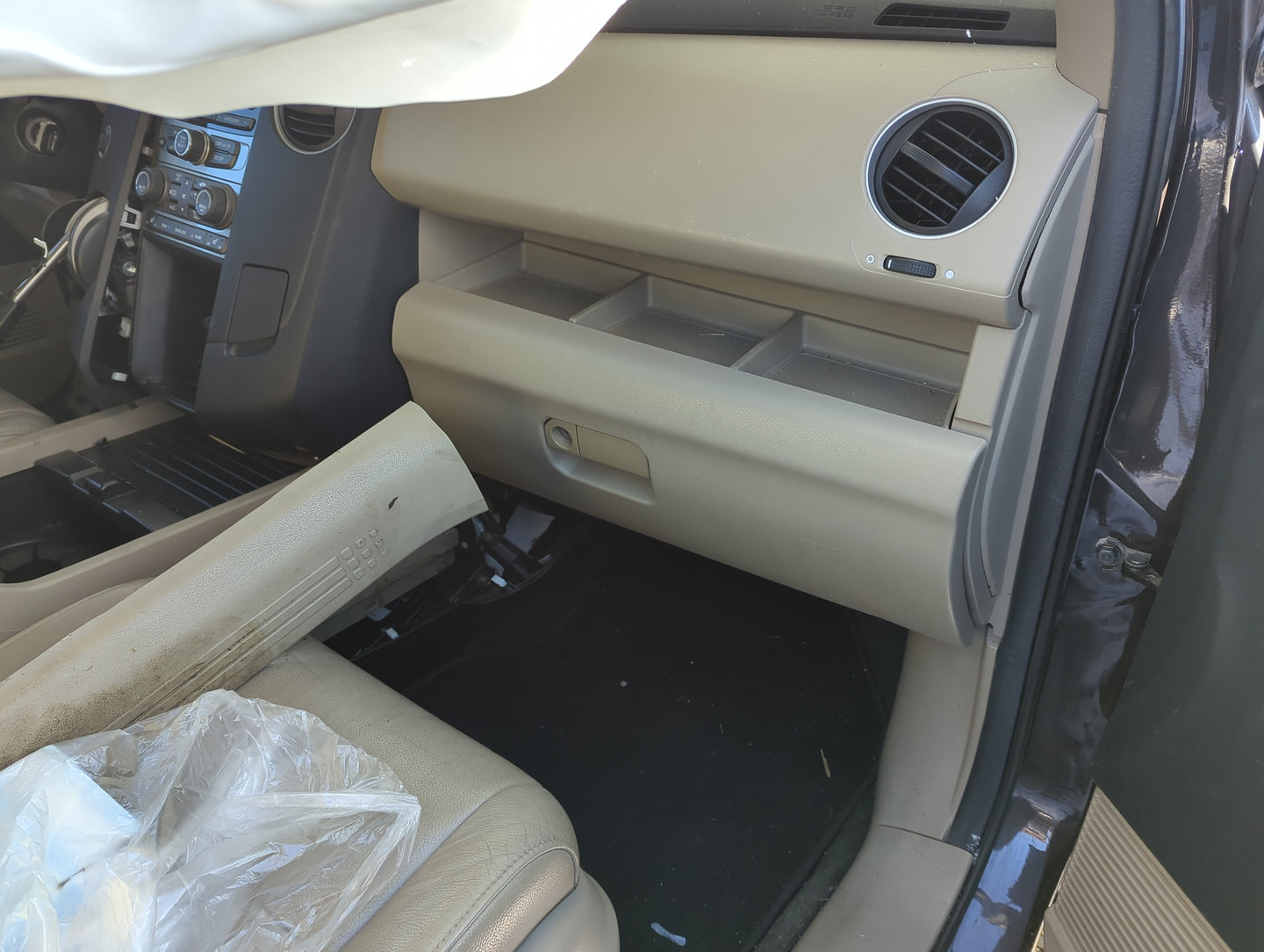 2013 Honda Pilot Passenger Glove Box Door Storage Compartment - Oemusedautoparts1.com