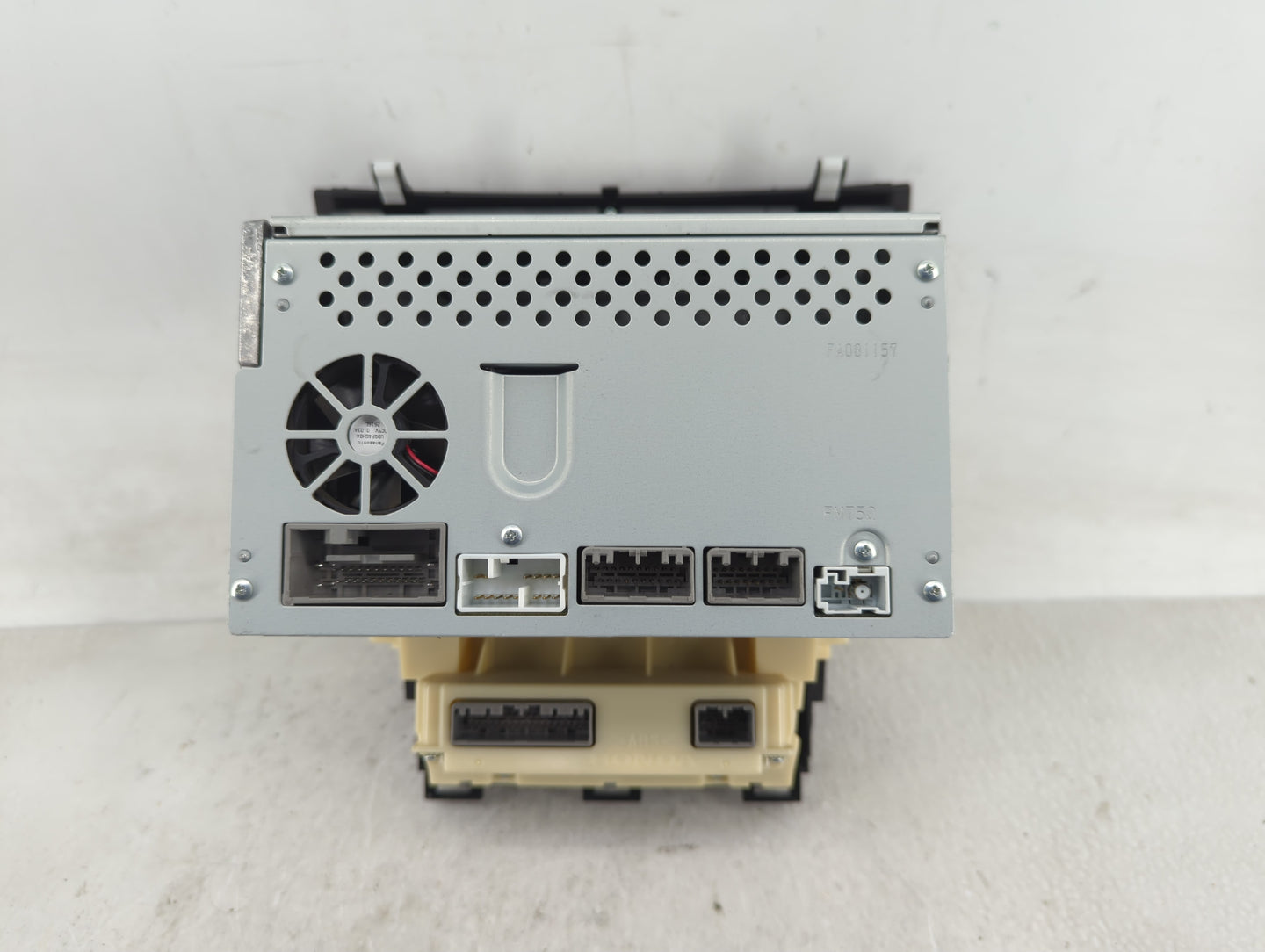 2013-2015 Honda Pilot Radio AM FM Cd Player Receiver Replacement P/N:39100-SZA-C211-M1 Fits Fits 2013 2014 2015 OEM Used Aut