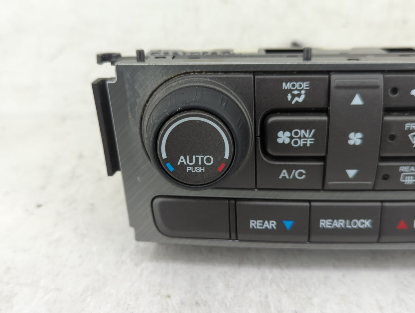2013-2015 Honda Pilot Climate Control Module Temperature AC/Heater Replacement P/N:79600SZAA810M1 Fits Fits 2013 2014 2015 O