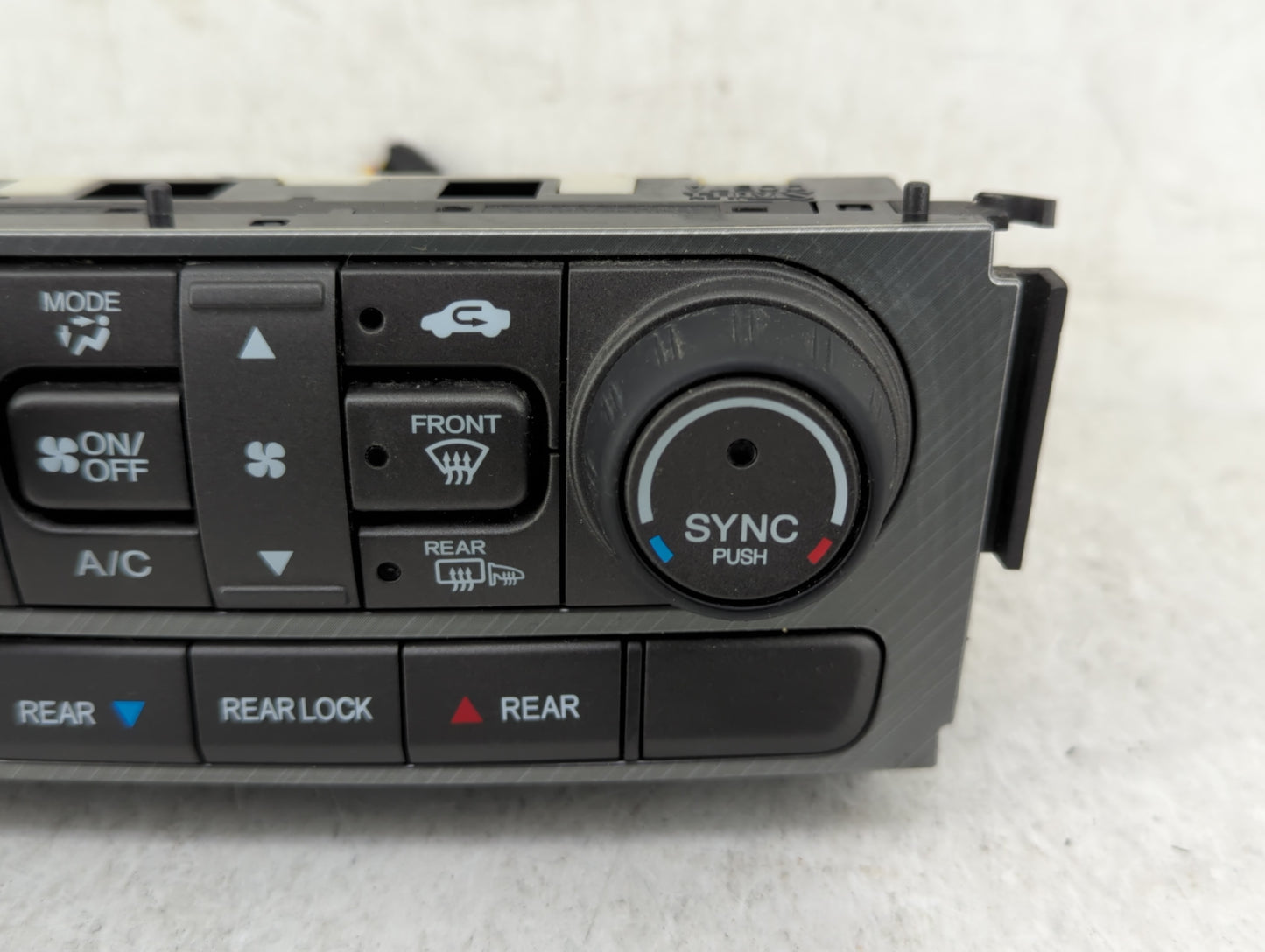2013-2015 Honda Pilot Climate Control Module Temperature AC/Heater Replacement P/N:79600SZAA810M1 Fits Fits 2013 2014 2015 O