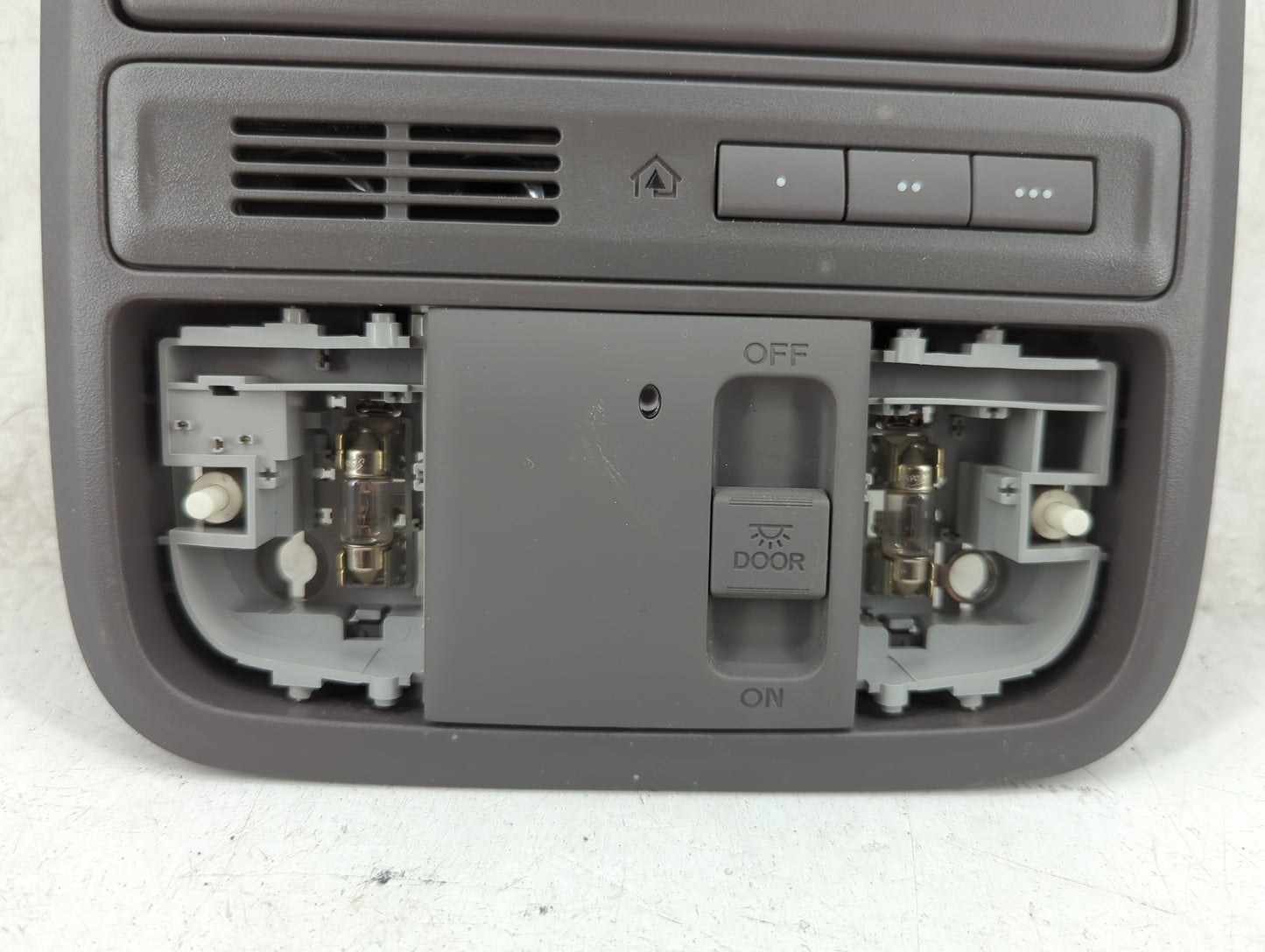 2009-2015 Honda Pilot Overhead Roof Console 1392453 - Oemusedautoparts1.com