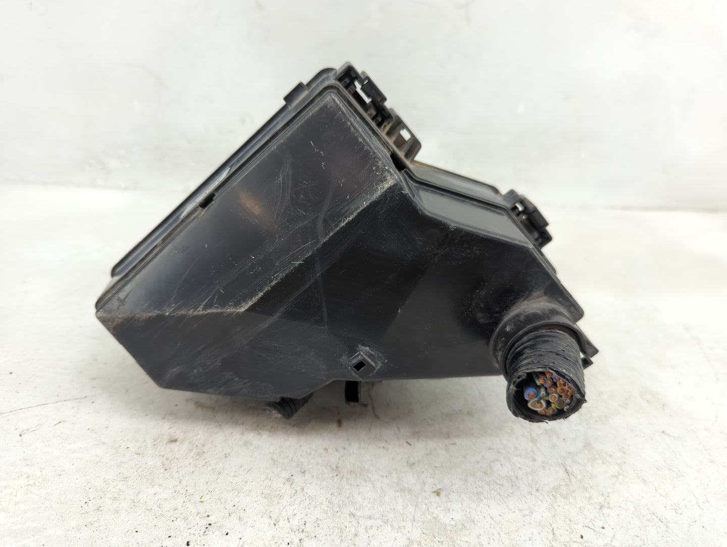 2012-2015 Honda Pilot Fusebox Fuse Box Panel Relay Module P/N:SZA-A521 Fits Fits 2012 2013 2014 2015 OEM Used Auto Parts - O