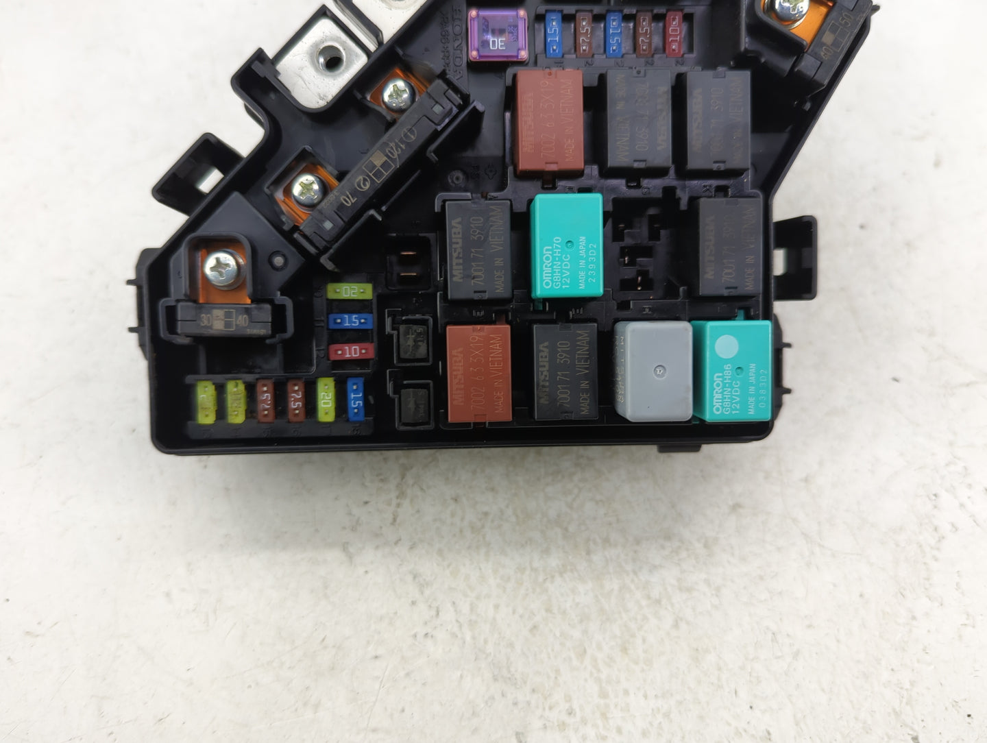 2012-2015 Honda Pilot Fusebox Fuse Box Panel Relay Module P/N:SZA-A512 Fits Fits 2012 2013 2014 2015 OEM Used Auto Parts - O