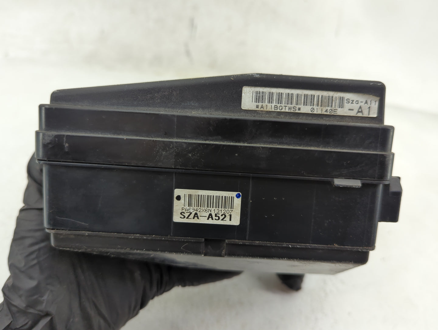 2012-2015 Honda Pilot Fusebox Fuse Box Panel Relay Module P/N:SZA-A512 Fits Fits 2012 2013 2014 2015 OEM Used Auto Parts - O