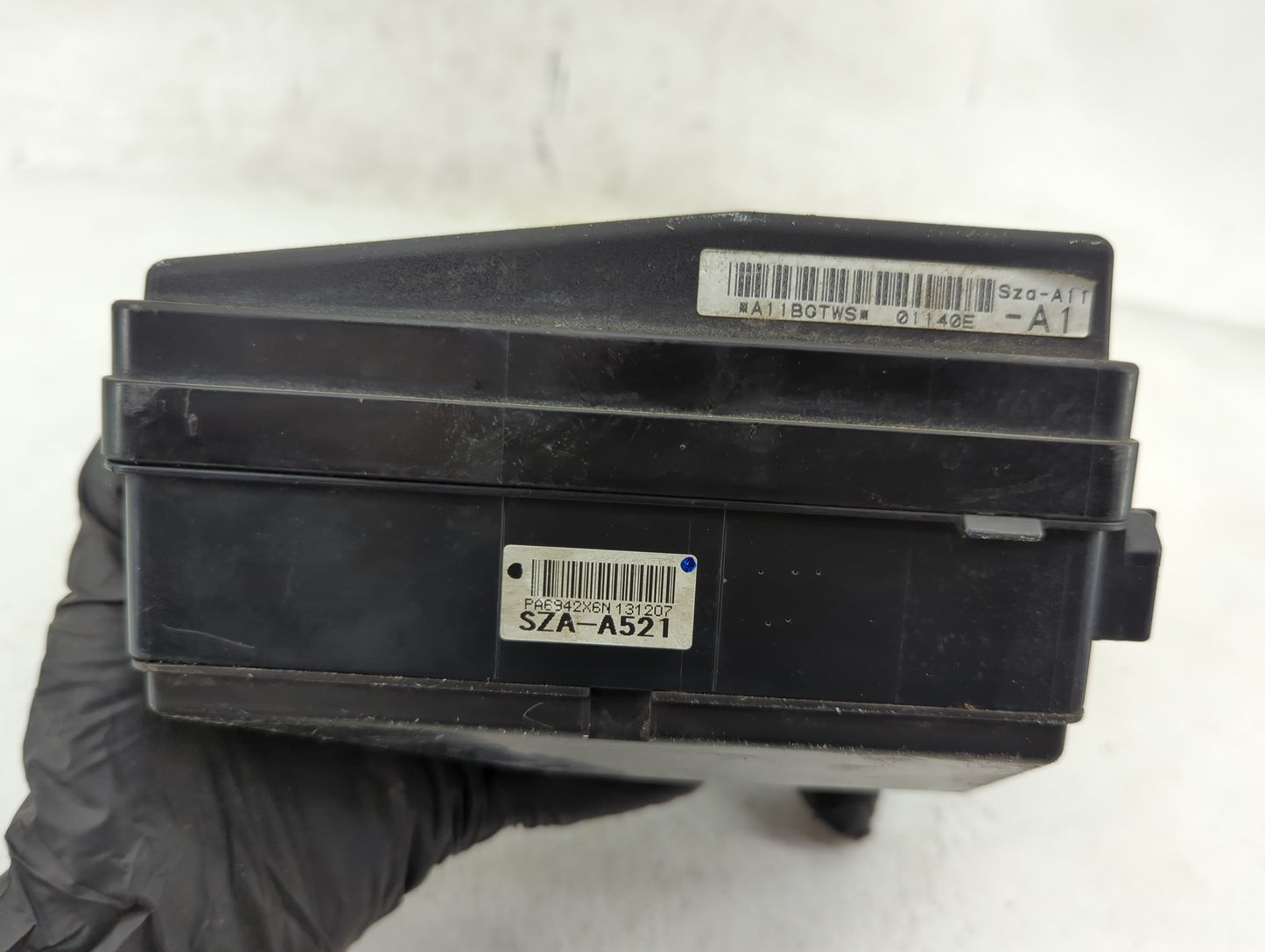 2012-2015 Honda Pilot Fusebox Fuse Box Panel Relay Module P/N:SZA-A512 Fits Fits 2012 2013 2014 2015 OEM Used Auto Parts - O