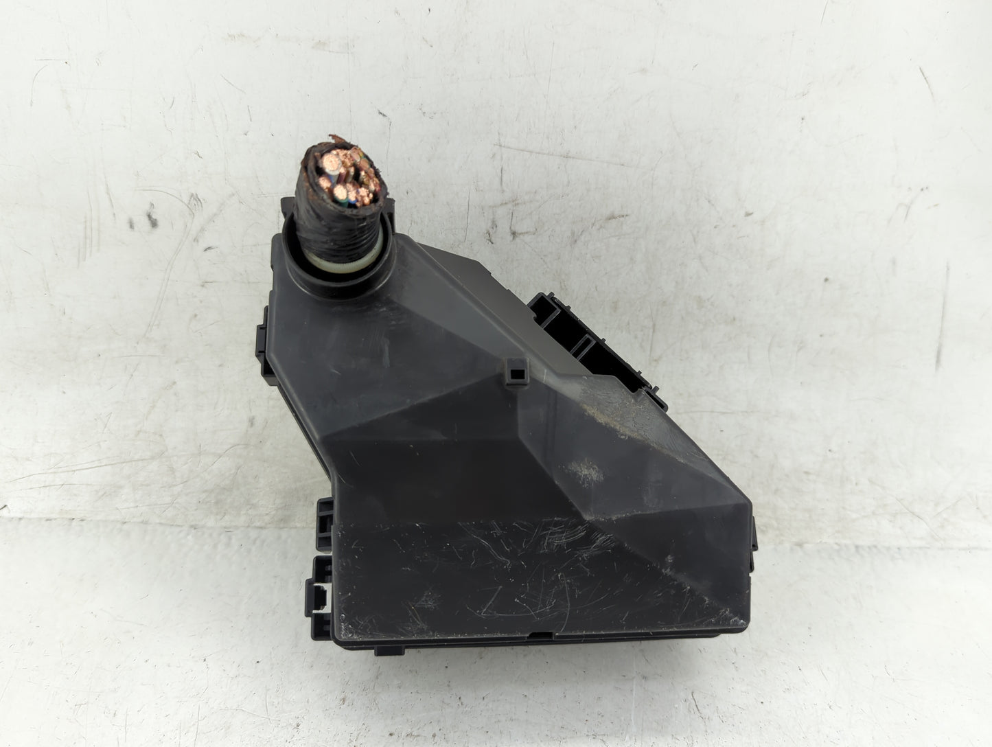 2012-2015 Honda Pilot Fusebox Fuse Box Panel Relay Module P/N:SZA-A512 Fits Fits 2012 2013 2014 2015 OEM Used Auto Parts - O