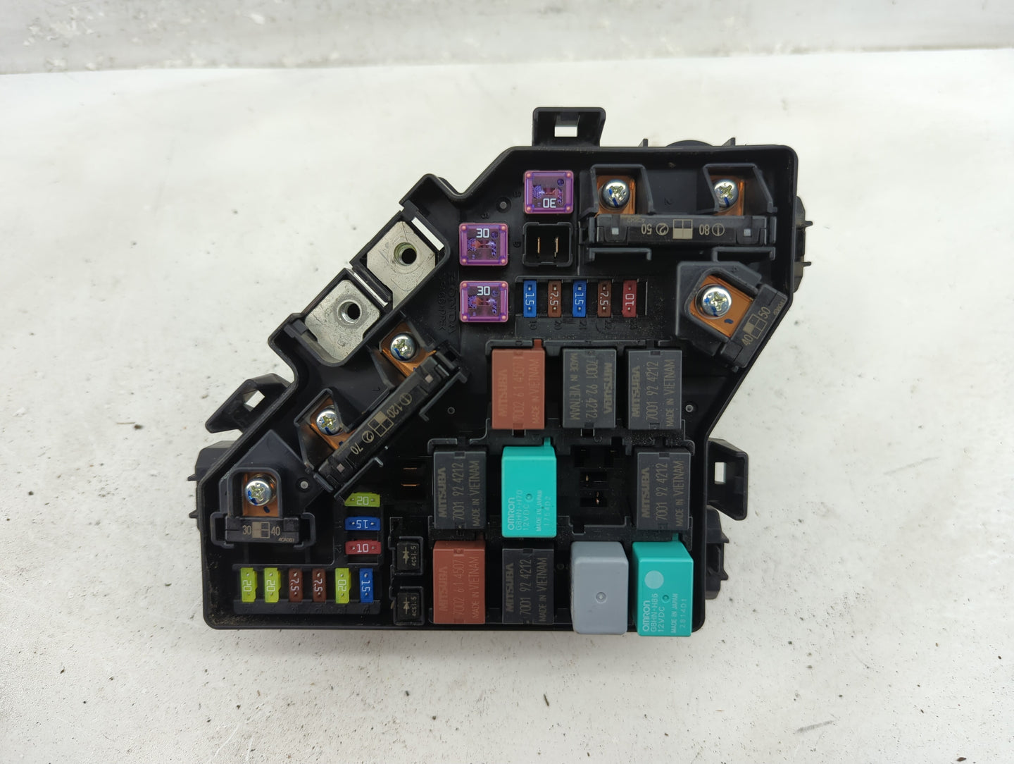 2012-2015 Honda Pilot Fusebox Fuse Box Panel Relay Module P/N:SZA-A521 Fits Fits 2012 2013 2014 2015 OEM Used Auto Parts - O