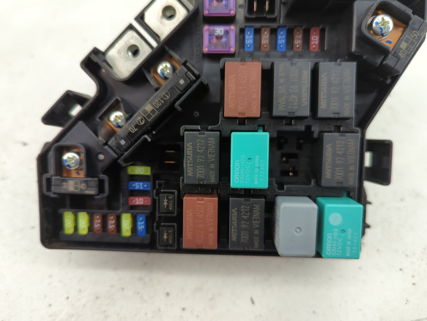 2012-2015 Honda Pilot Fusebox Fuse Box Panel Relay Module P/N:SZA-A521 Fits Fits 2012 2013 2014 2015 OEM Used Auto Parts - O