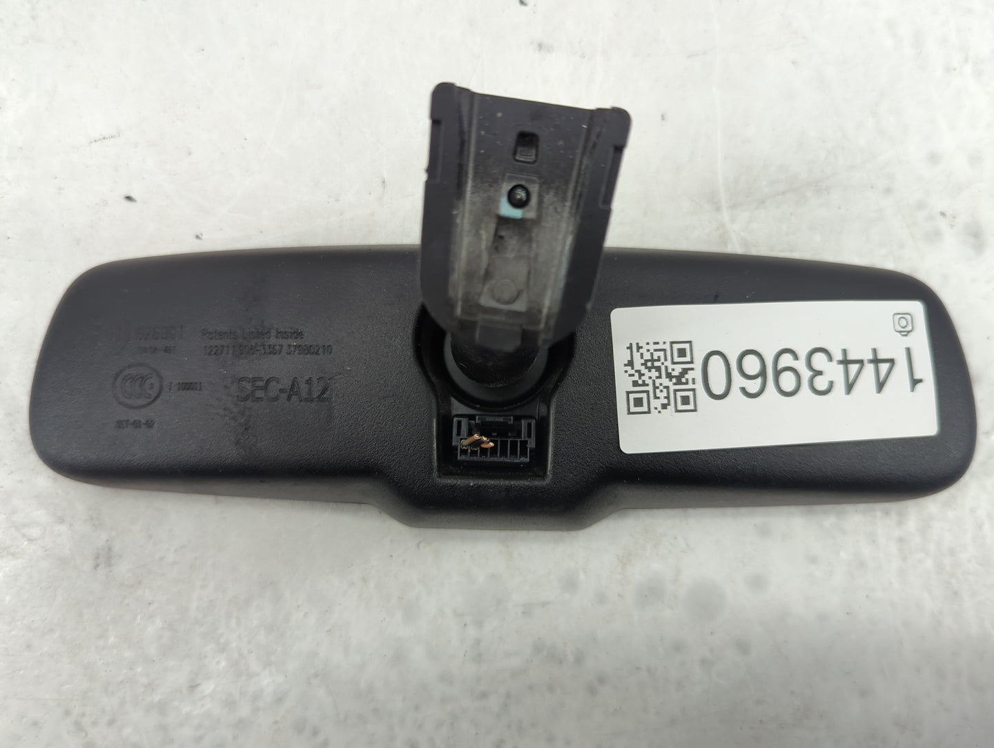 2013-2018 Honda Pilot Interior Rear View Mirror Replacement OEM P/N:E11026001 Fits OEM Used Auto Parts - Oemusedautoparts1.c