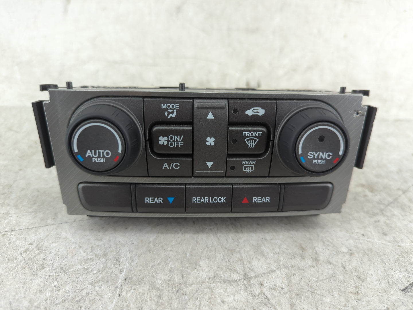 2013-2015 Honda Pilot Climate Control Module Temperature AC/Heater Replacement Fits Fits 2013 2014 2015 OEM Used Auto Parts 