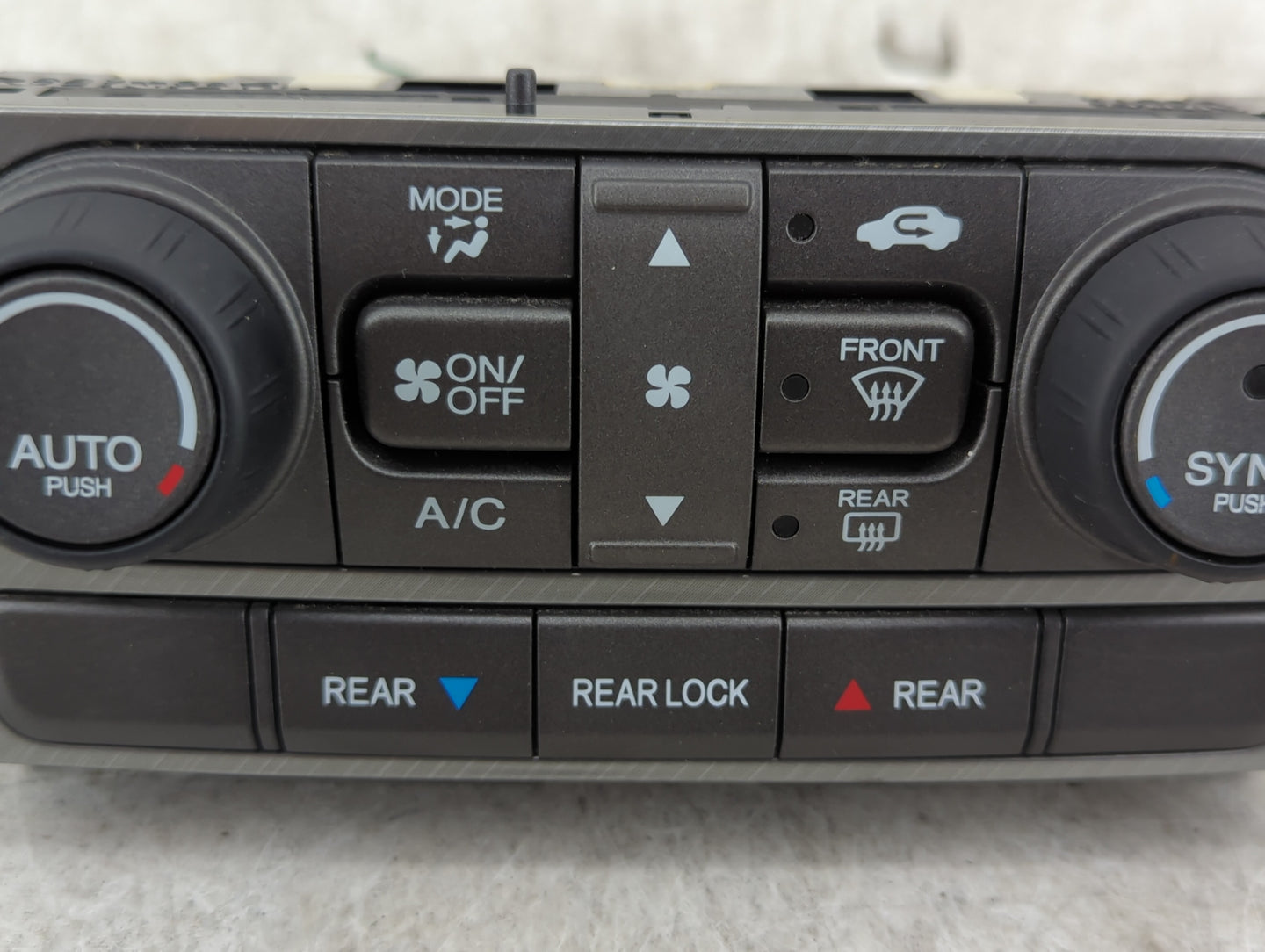 2013-2015 Honda Pilot Climate Control Module Temperature AC/Heater Replacement Fits Fits 2013 2014 2015 OEM Used Auto Parts 