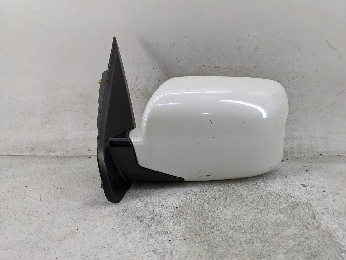 2009-2015 Honda Pilot Driver Side View Mirror - Left Door Mirror OEM Used - Oemusedautoparts1.com