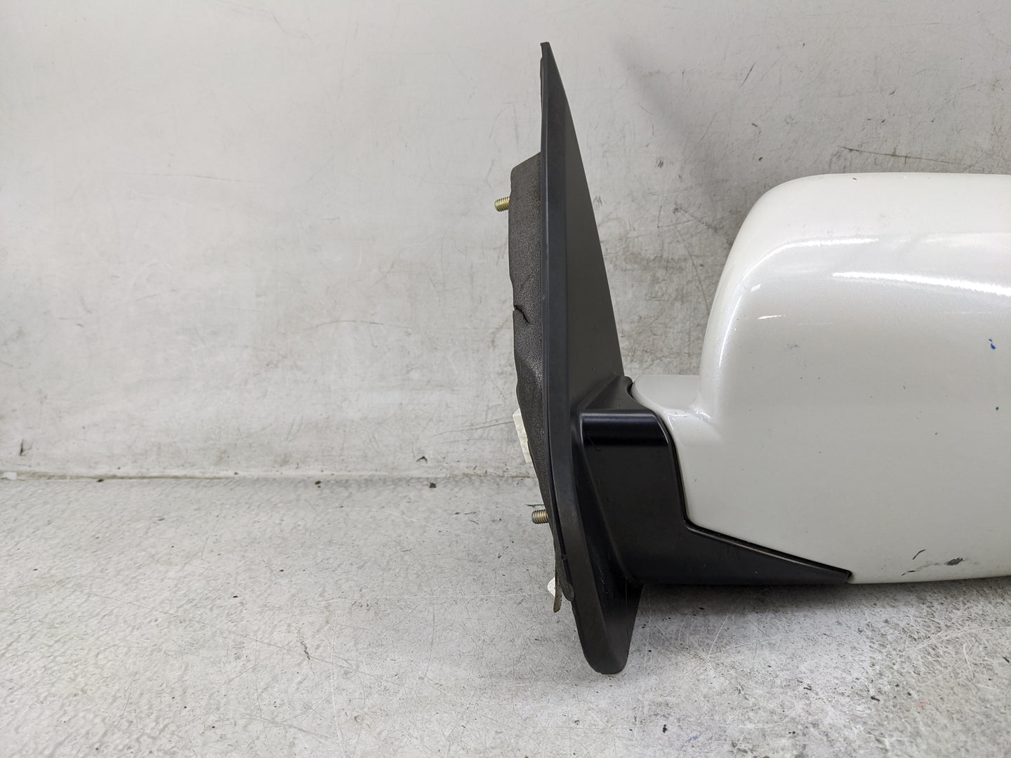 2009-2015 Honda Pilot Driver Side View Mirror - Left Door Mirror OEM Used - Oemusedautoparts1.com