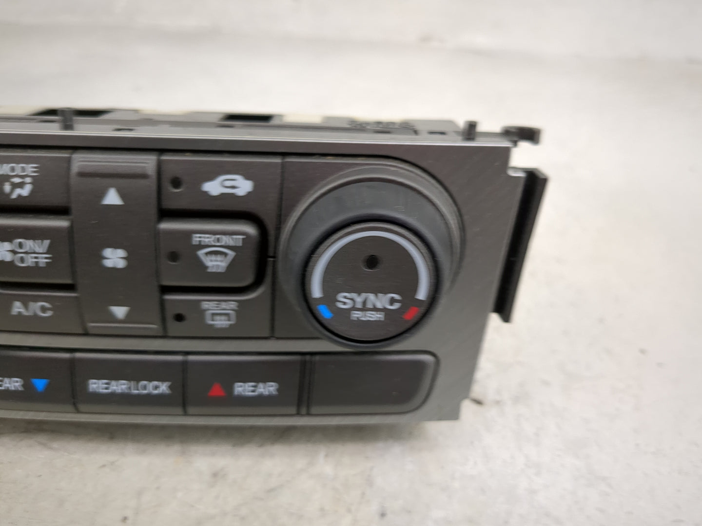 2013-2015 Honda Pilot Climate Control Module Temperature AC/Heater Replacement P/N:NH834L 02813182524 Fits Fits 2013 2014 20