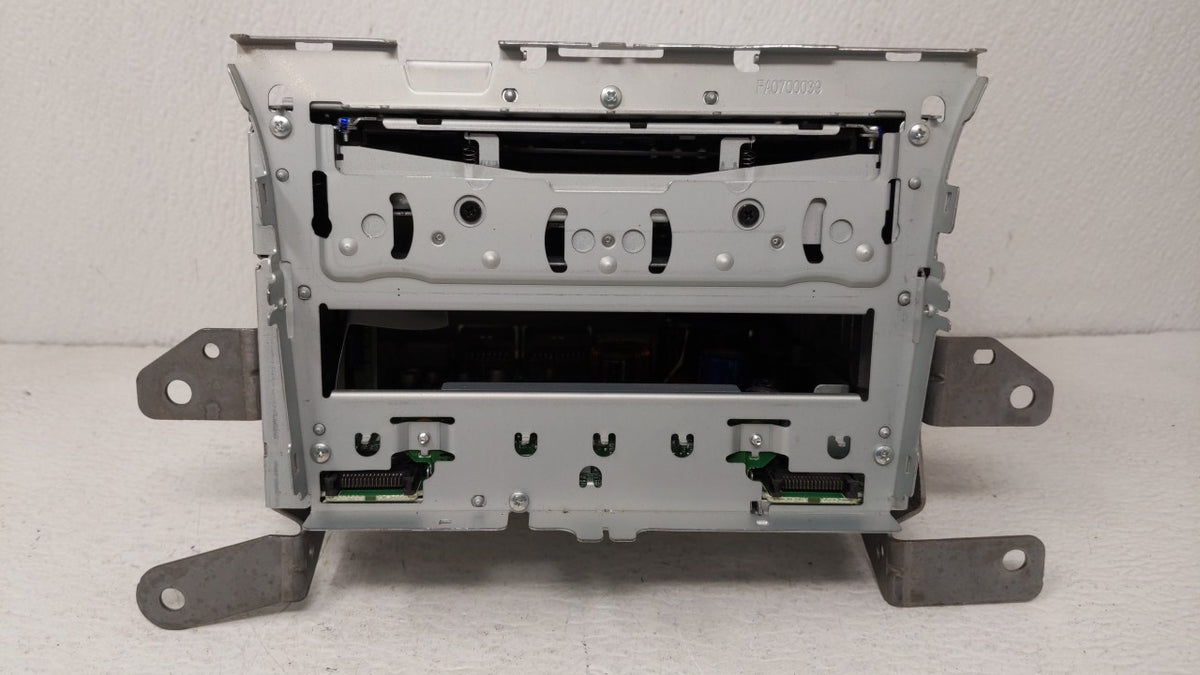 2013-2015 Honda Pilot Am Fm Cd Player Radio Receiver 149879 - Oemusedautoparts1.com