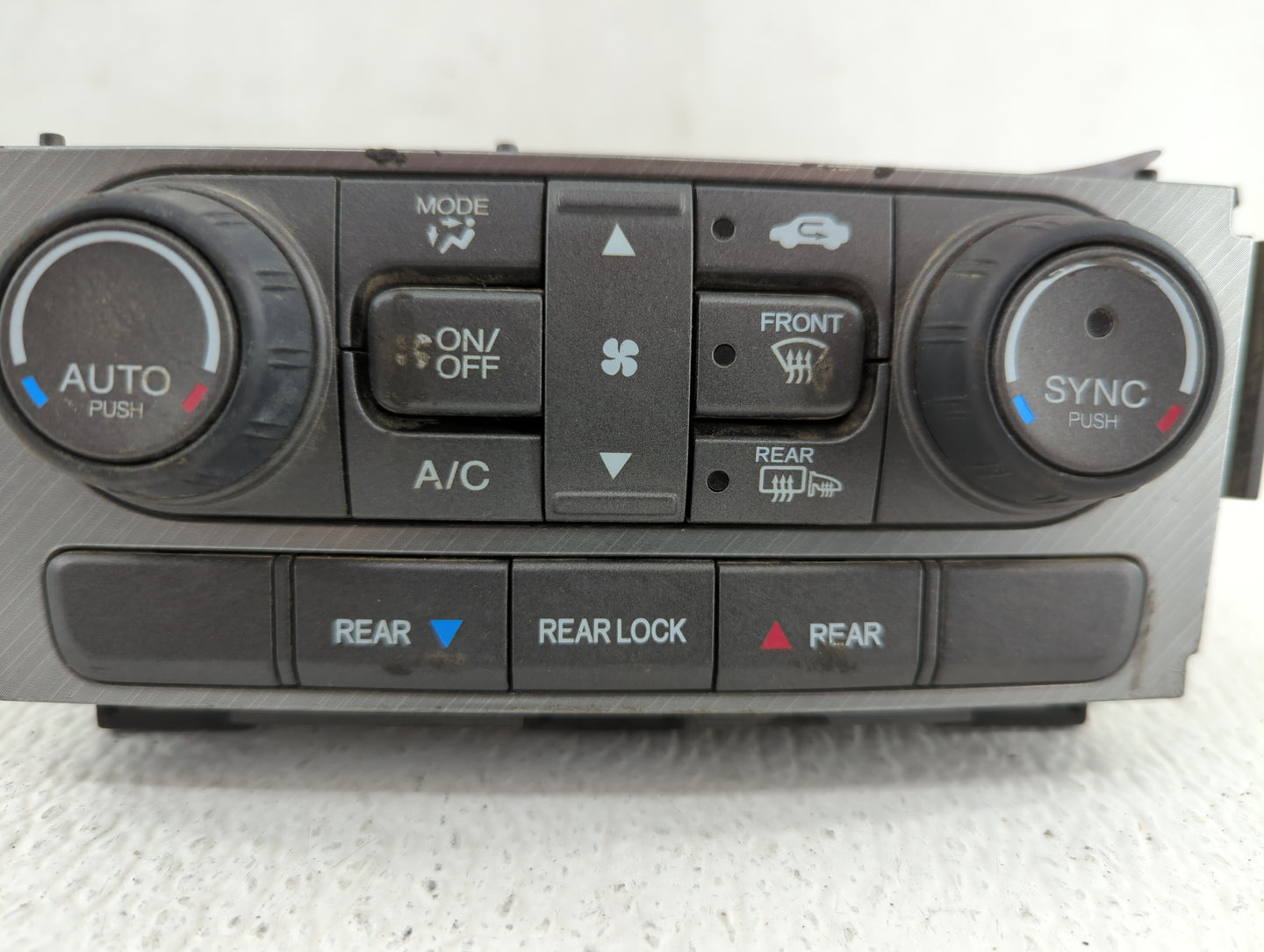 2013-2015 Honda Pilot Climate Control Module Temperature AC/Heater Replacement P/N:79600SZAA810M1 NH834L Fits Fits 2013 2014