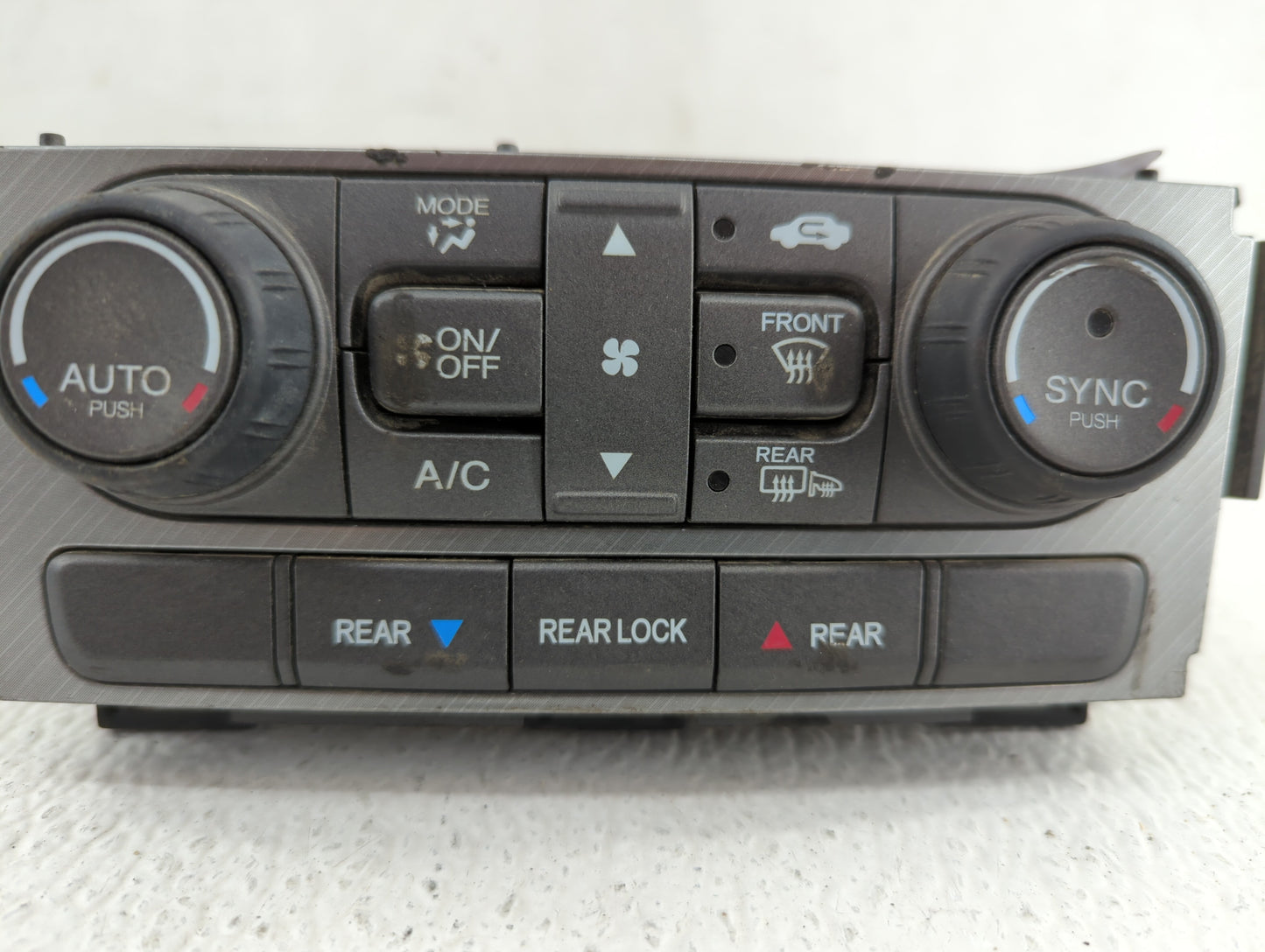 2013-2015 Honda Pilot Climate Control Module Temperature AC/Heater Replacement P/N:79600SZAA810M1 NH834L Fits Fits 2013 2014