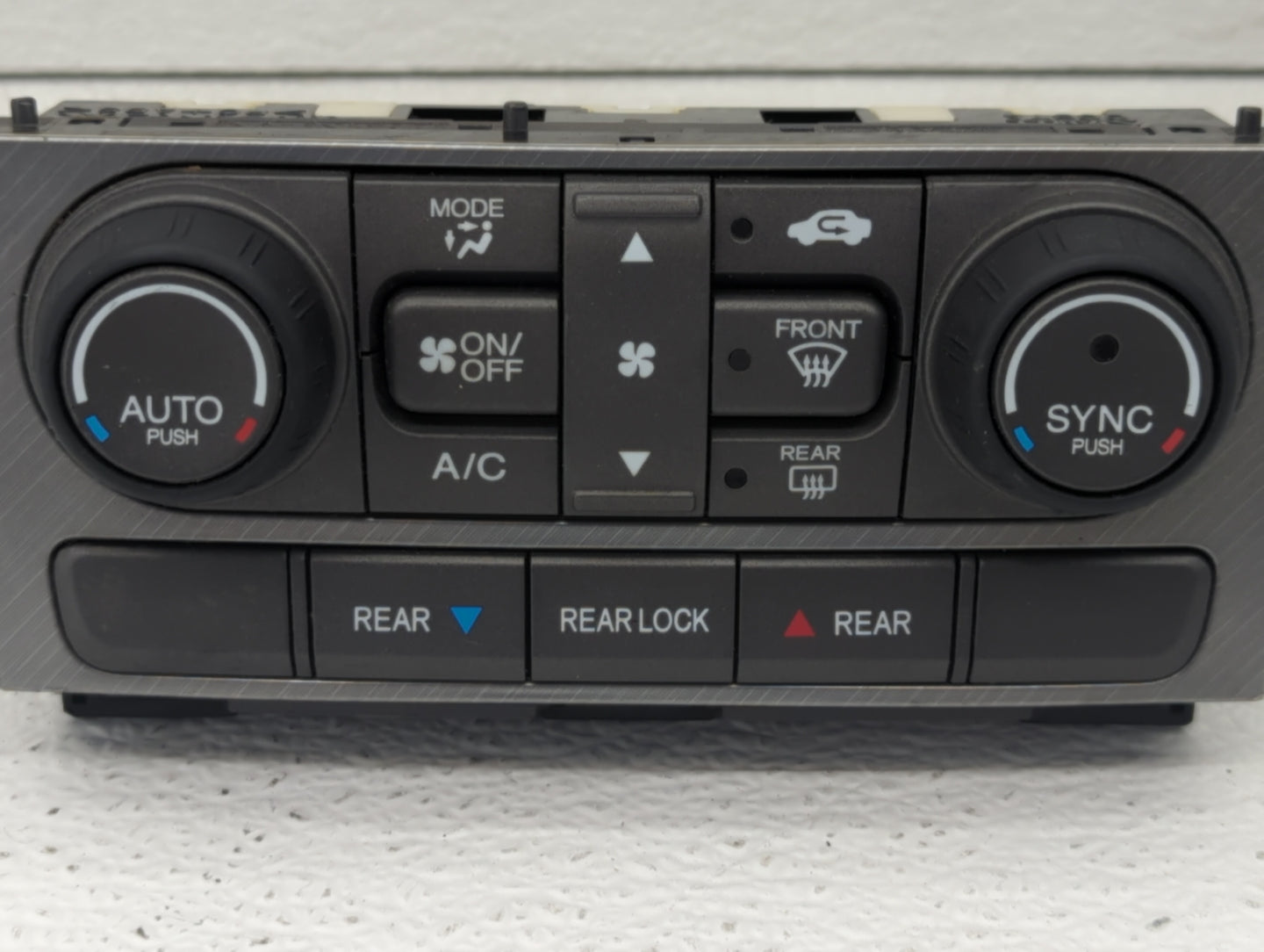 2013-2015 Honda Pilot Climate Control Module Temperature AC/Heater Replacement P/N:79600SZAA910M1 Fits Fits 2013 2014 2015 O