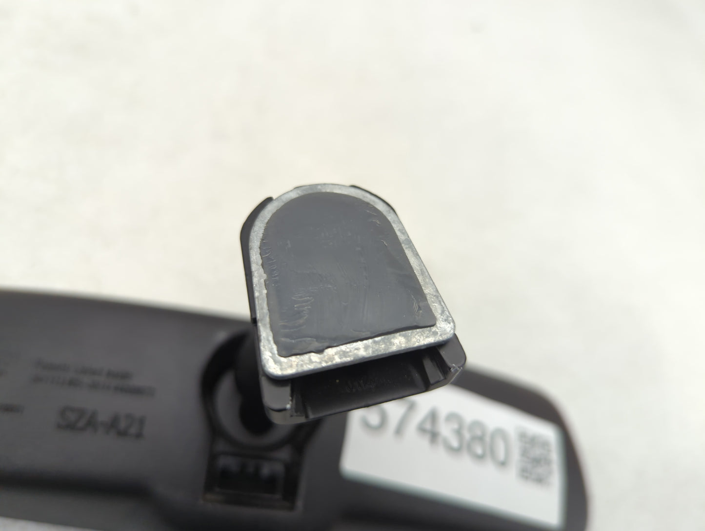 2013-2018 Honda Pilot Interior Rear View Mirror Replacement OEM P/N:E11026001 Fits OEM Used Auto Parts - Oemusedautoparts1.c