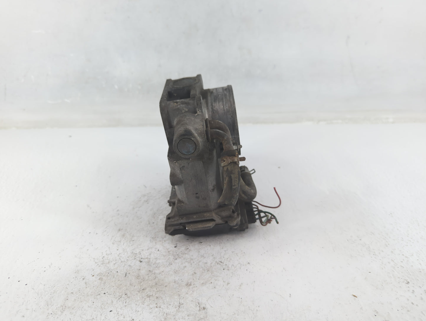 2009-2015 Honda Pilot Throttle Body Fits Fits 2009 2010 2011 2012 2013 2014 2015 2016 2017 OEM Used Auto Parts - Oemusedauto