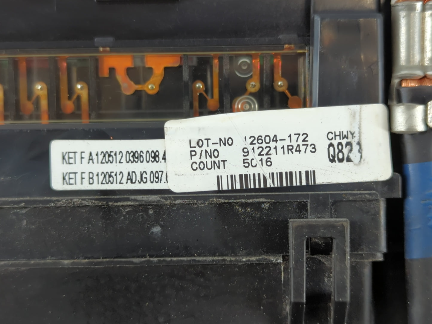 2012-2013 Hyundai Accent Fusebox Fuse Box Panel Relay Module P/N:912211R473 91221-1R713 Fits Fits 2012 2013 OEM Used Auto Pa
