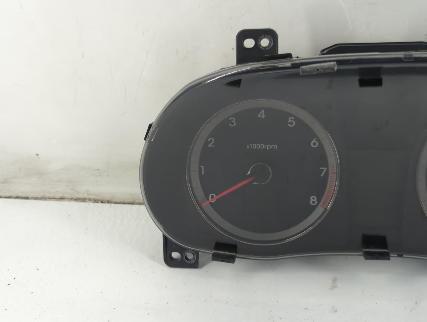 2012-2014 Hyundai Accent Instrument Cluster Speedometer Gauges P/N:94001-1R010 Fits Fits 2012 2013 2014 OEM Used Auto Parts 