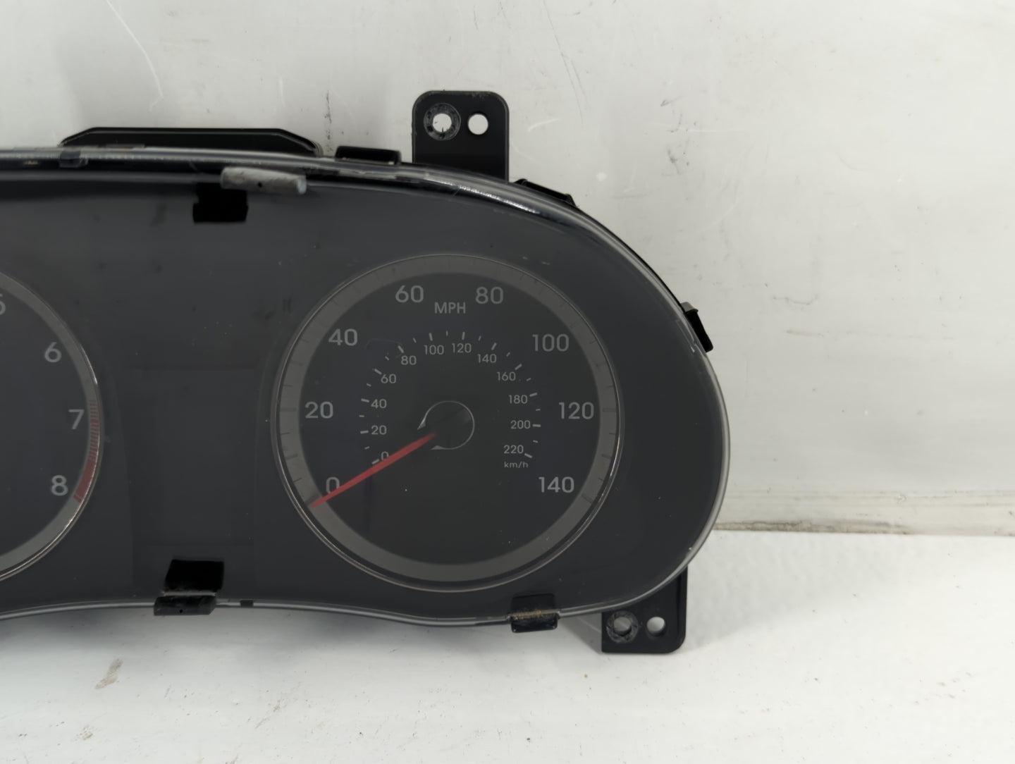 2012-2014 Hyundai Accent Instrument Cluster Speedometer Gauges P/N:94001-1R010 Fits Fits 2012 2013 2014 OEM Used Auto Parts 