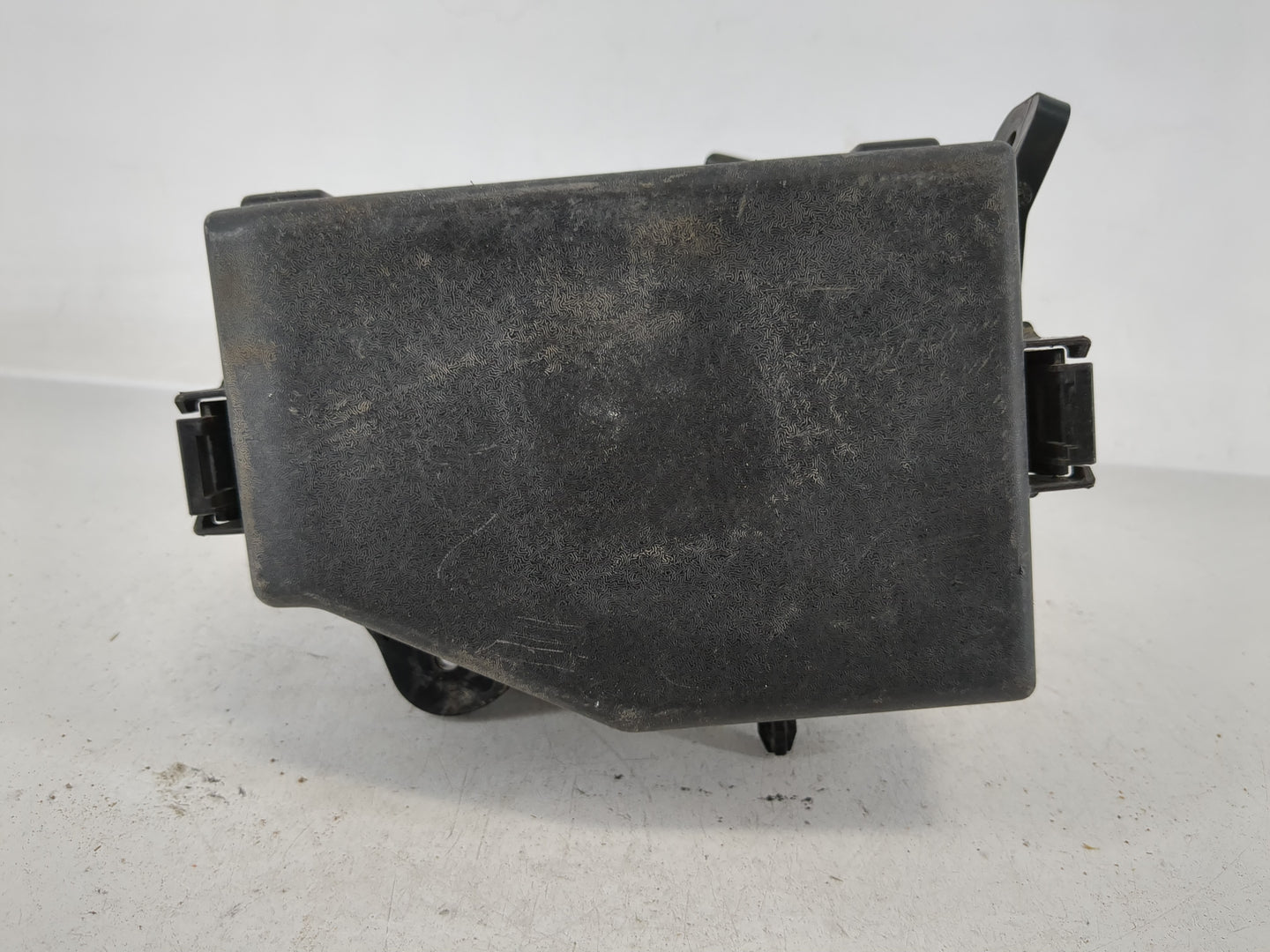 2012-2013 Hyundai Accent Fusebox Fuse Box Panel Relay Module P/N:912211R714 Fits Fits 2012 2013 OEM Used Auto Parts - Oemuse