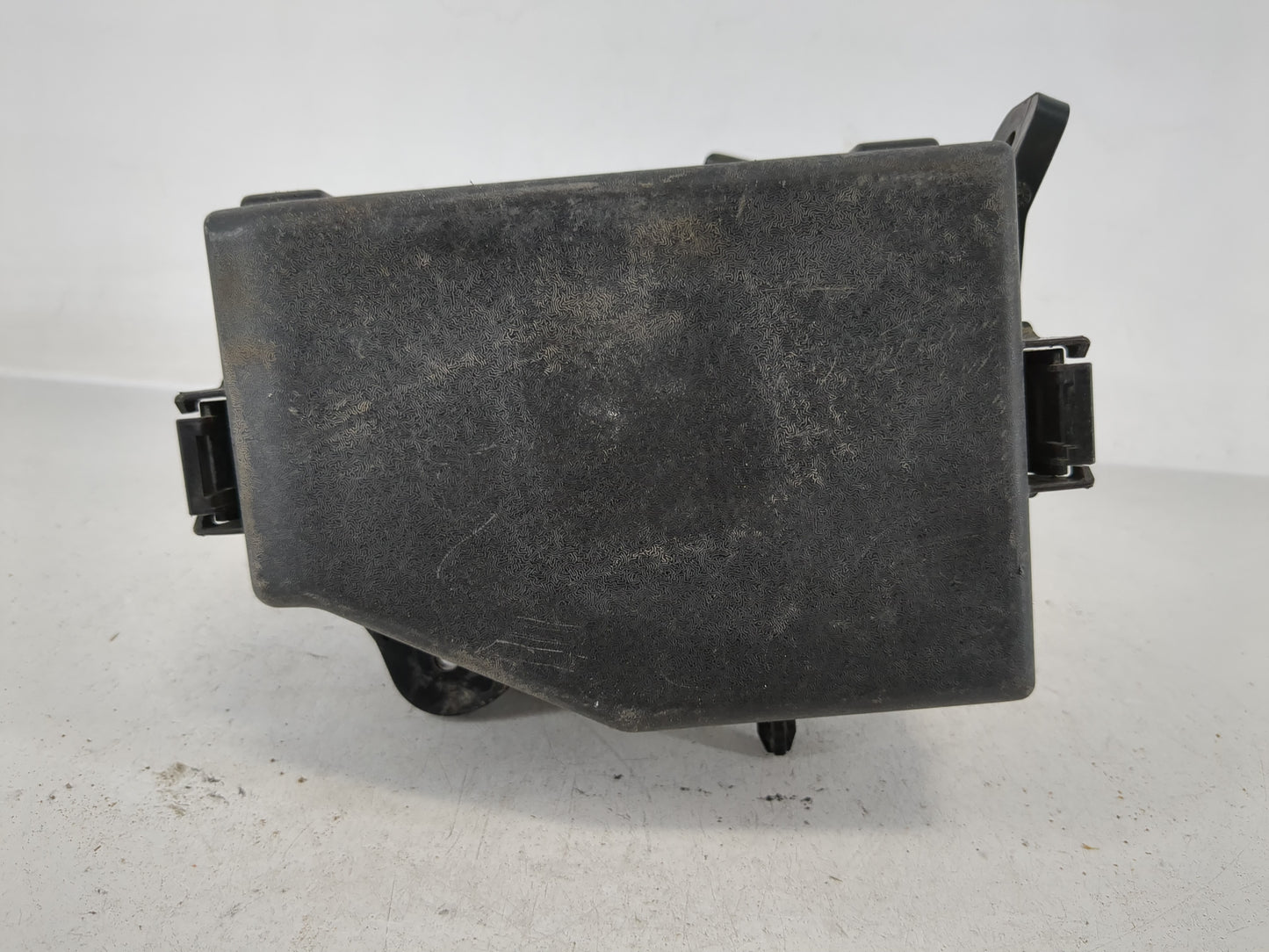 2012-2013 Hyundai Accent Fusebox Fuse Box Panel Relay Module P/N:912211R714 Fits Fits 2012 2013 OEM Used Auto Parts - Oemuse