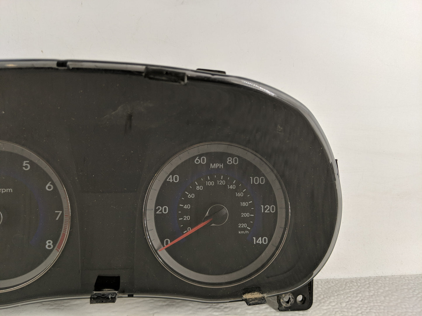 2012-2014 Hyundai Accent Instrument Cluster Speedometer Gauges P/N:94001-1R010 Fits Fits 2012 2013 2014 OEM Used Auto Parts 