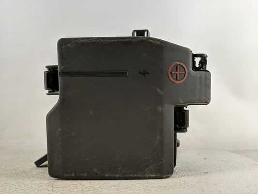 2012-2013 Hyundai Accent Fusebox Fuse Box Panel Relay Module P/N:91220R5120MB Fits Fits 2012 2013 OEM Used Auto Parts - Oemu