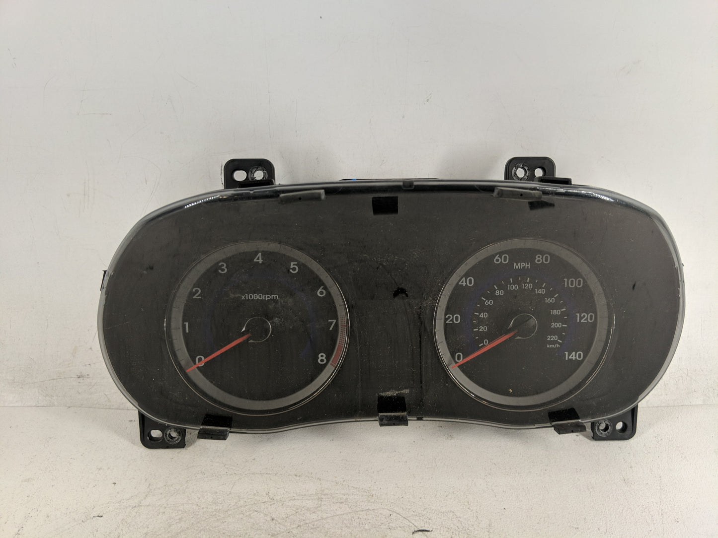 2012-2014 Hyundai Accent Instrument Cluster Speedometer Gauges P/N:94001-1R010 Fits Fits 2012 2013 2014 OEM Used Auto Parts 