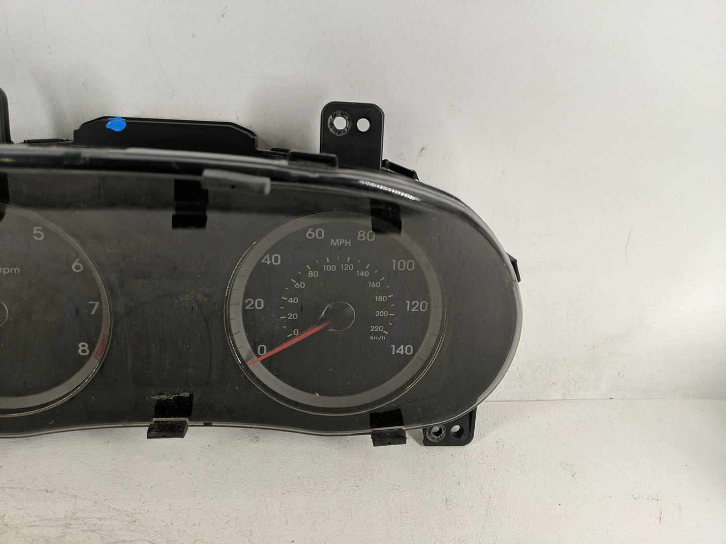 2012-2014 Hyundai Accent Instrument Cluster Speedometer Gauges P/N:94001-1R010 Fits Fits 2012 2013 2014 OEM Used Auto Parts 