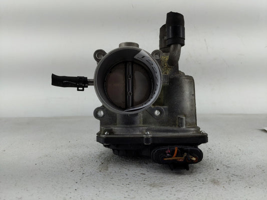 2012-2019 Hyundai Accent Throttle Body P/N:35100-2B300 Fits Fits 2012 2013 2014 2015 2016 2017 2018 2019 OEM Used Auto Parts