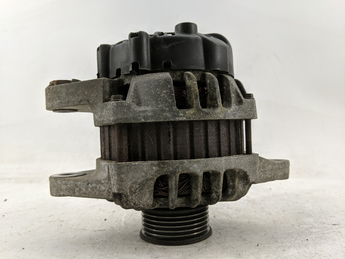 2012-2014 Hyundai Accent Alternator Replacement Generator Charging Assembly Engine OEM P/N:37300-2B300 Fits OEM Used Auto Pa