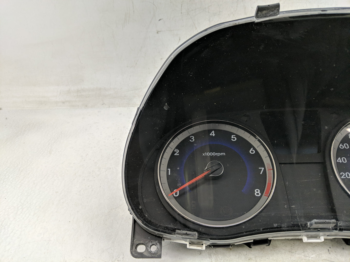 2012-2013 Hyundai Accent Instrument Cluster Speedometer Gauges P/N:94002-1R100 Fits Fits 2012 2013 OEM Used Auto Parts - Oem