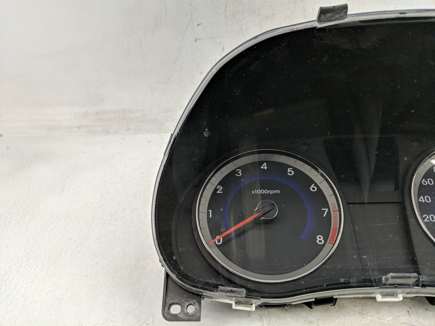 2012-2013 Hyundai Accent Instrument Cluster Speedometer Gauges P/N:94002-1R100 Fits Fits 2012 2013 OEM Used Auto Parts - Oem