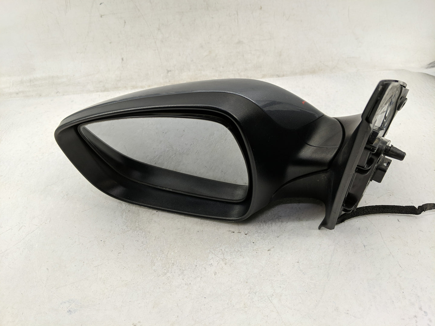 2012-2017 Hyundai Accent Driver Side View Mirror - Left Door Mirror OEM Used - Oemusedautoparts1.com