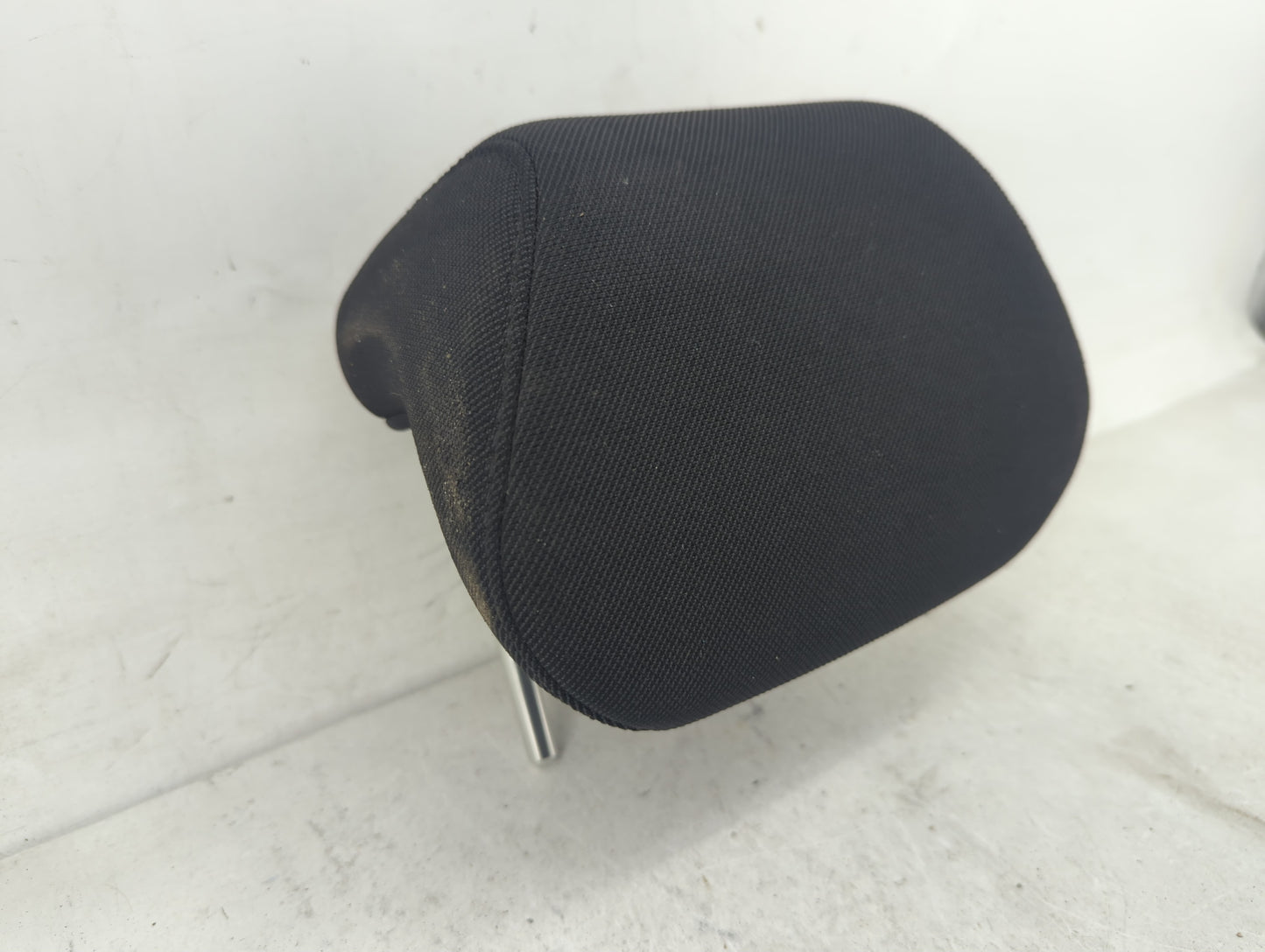 2012-2014 Hyundai Accent Headrest Head Rest Rear Center Seat Fits Fits 2012 2013 2014 OEM Used Auto Parts - Oemusedautoparts
