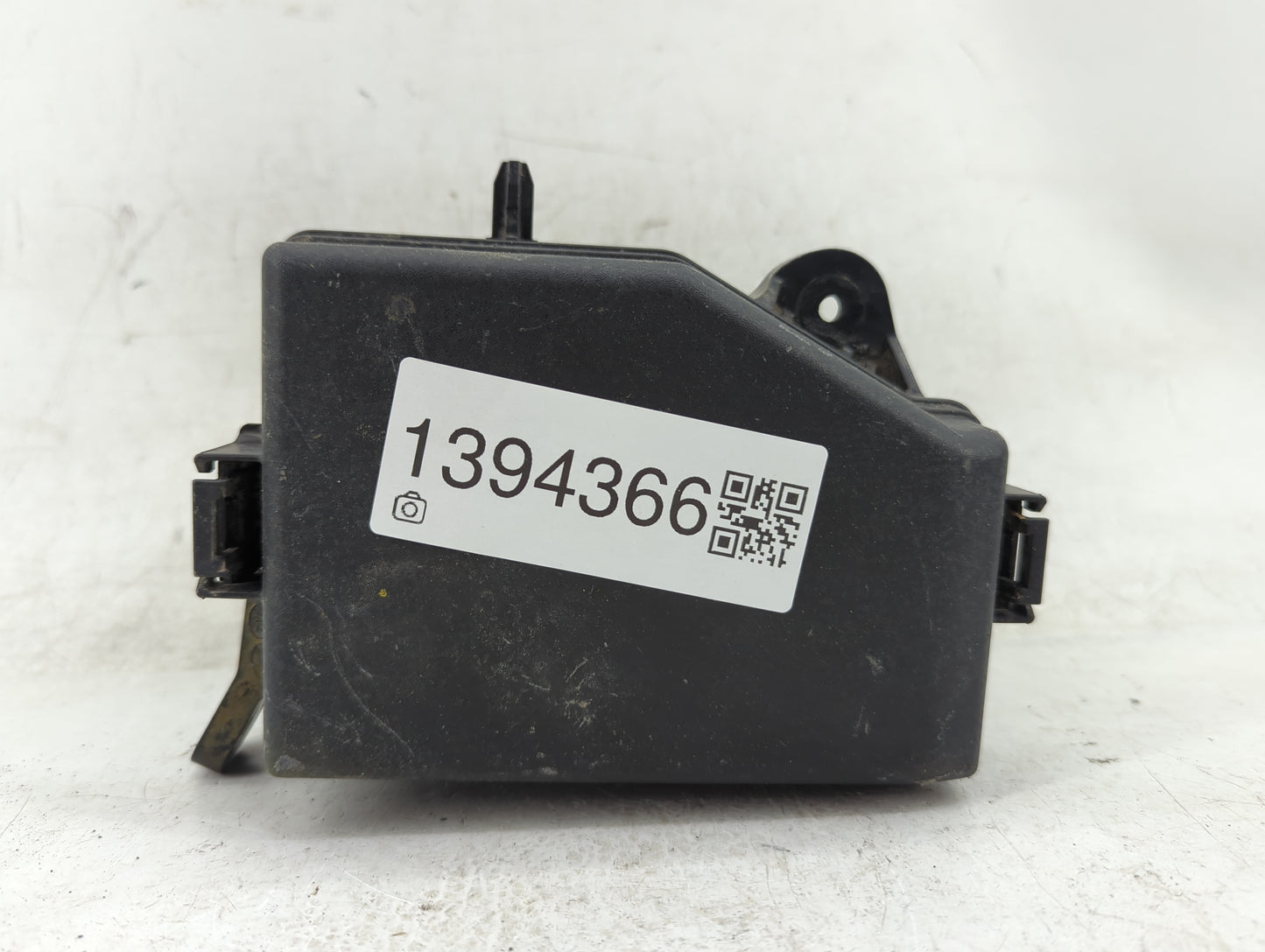 2012-2013 Hyundai Accent Fusebox Fuse Box Panel Relay Module P/N:91221-1R714 Fits Fits 2012 2013 OEM Used Auto Parts - Oemus