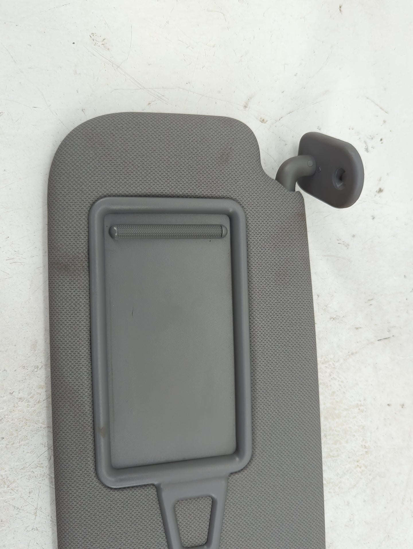 2012-2013 Hyundai Accent Sun Visor Shade Replacement Driver Left Mirror Fits Fits 2012 2013 OEM Used Auto Parts - Oemusedaut