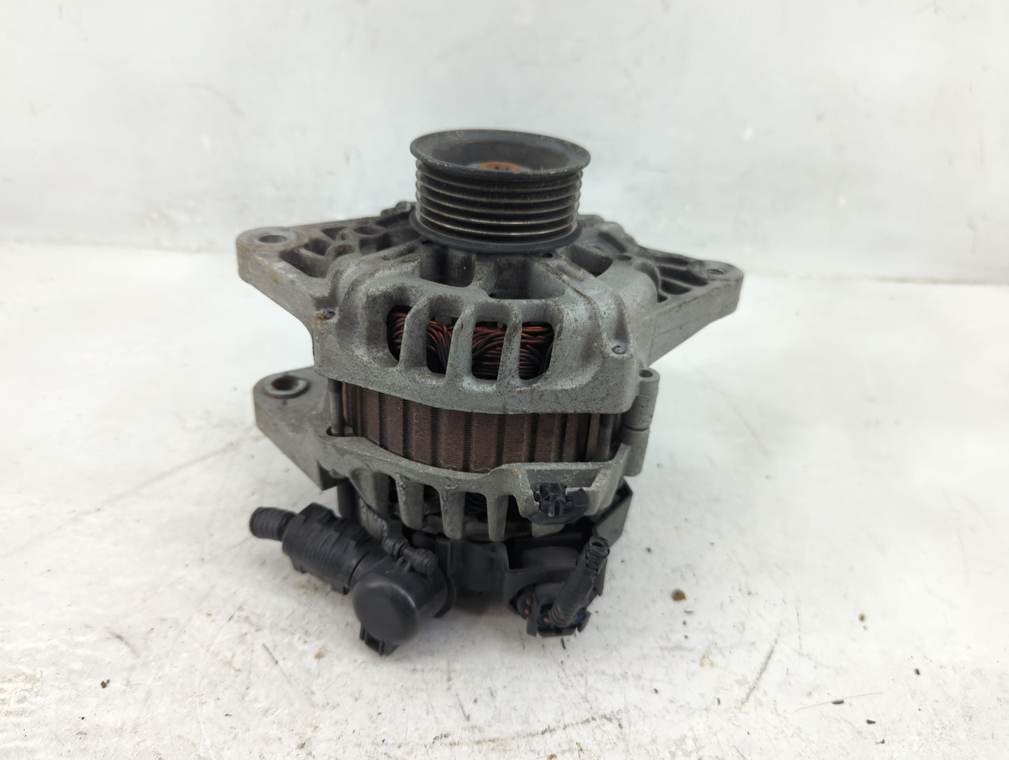 2012-2014 Hyundai Accent Alternator Replacement Generator Charging Assembly Engine OEM P/N:2607372 Fits OEM Used Auto Parts 