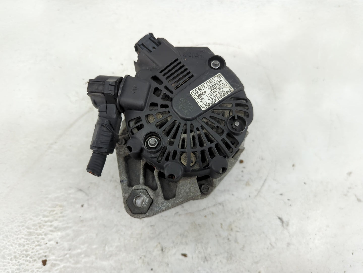 2012-2014 Hyundai Accent Alternator Replacement Generator Charging Assembly Engine OEM P/N:2607372 Fits OEM Used Auto Parts 