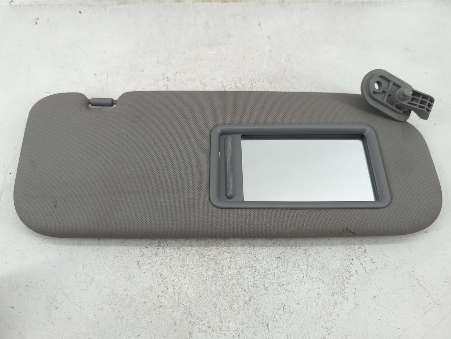 2012-2013 Hyundai Accent Sun Visor Shade Replacement Passenger Right Mirror Fits Fits 2012 2013 OEM Used Auto Parts - Oemuse