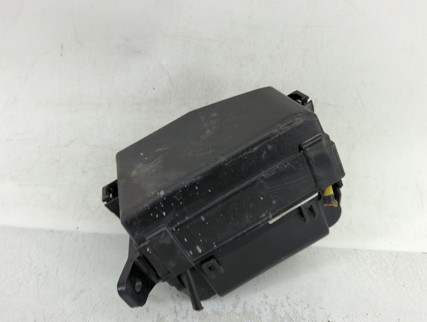 2012-2013 Hyundai Accent Fusebox Fuse Box Panel Relay Module P/N:91221-1R733 Fits Fits 2012 2013 OEM Used Auto Parts - Oemus
