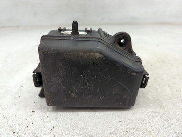 2012-2013 Hyundai Accent Fusebox Fuse Box Panel Relay Module P/N:91221-1R713 912211R714 Fits Fits 2012 2013 OEM Used Auto Pa
